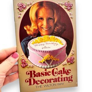 Vintage Baking Book Basic Cake Decorating The Wilton Way Retro Kitsch